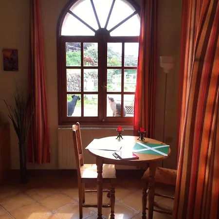 Mit Gemeinschaftspool Und Panoramablick By Interhome